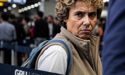 Turista espanhola aparece no Aeroporto Internacional de Guarulhos após ser presa por suspeita de injúria racial contra funcionários da Latam durante o desembarque de um voo.